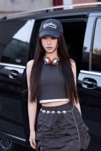 图片[2]-虞书欣式穿搭风格引爆短剧圈